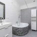 アパート 3 Bedroom - Rynek Podgorski 15 クラクフ