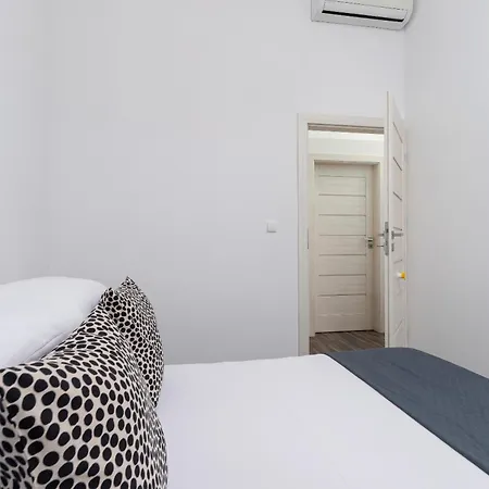 Apartman 3 Bedroom - Rynek Podgorski 15 *