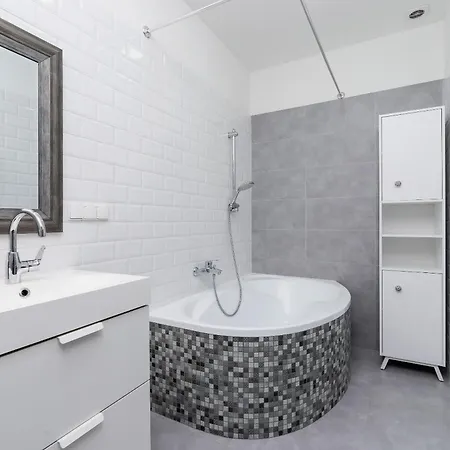 Апартаменты 3 Bedroom - Rynek Podgorski 15 Краков