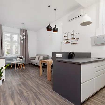 Apartmán 3 Bedroom - Rynek Podgorski 15 *